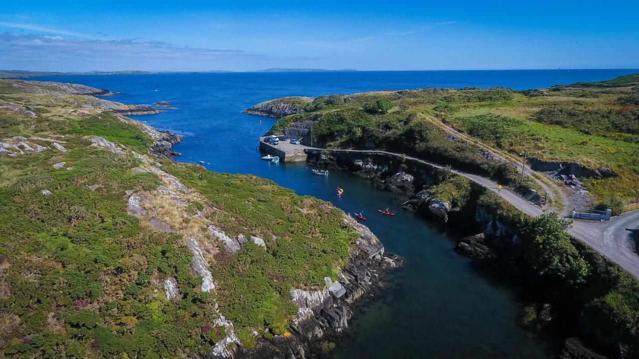 Goleen Harbour المظهر الخارجي الصورة